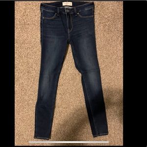 Abercrombie & Fitch skinny jean size 25